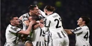 下半场关键转折：点球与错失机会- 星空博彩