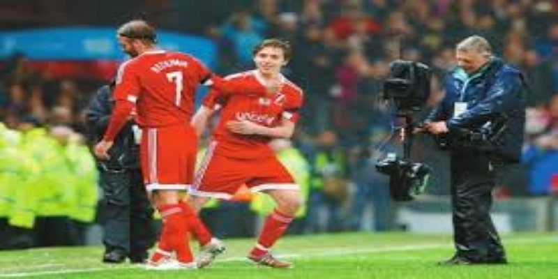 英伦传奇VS世界明星：梦幻阵容再现与星空博彩数据- 星空博彩