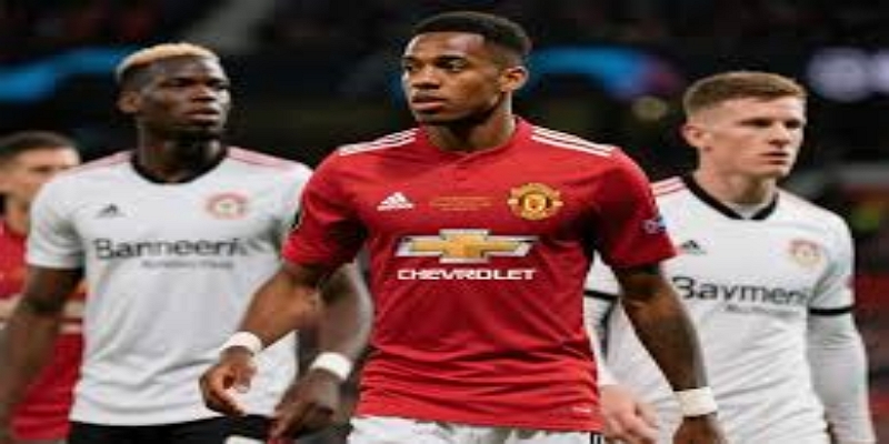 曼联欧冠失利：战术与数据揭示深层问题-星空博彩